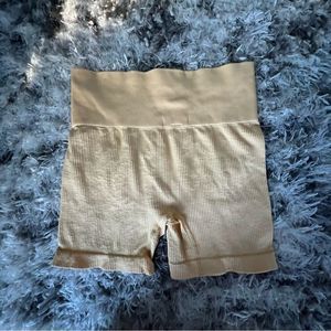 ✨ Yellow Colsie Biker Shorts